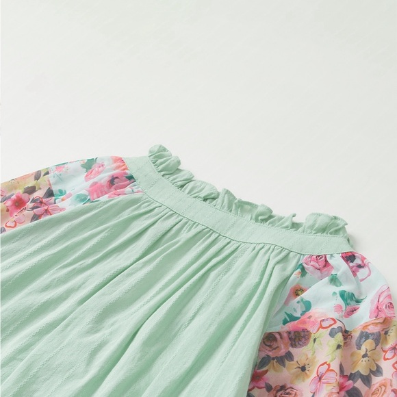 Green Printed Floral Patchwork Frilled Split
Neck Blouse Bohemian Top - Picture 10 of 16